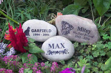 new_pet_memorial_rock_combo.jpg