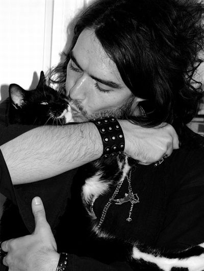 famous_people_and_their_cats_12.jpg